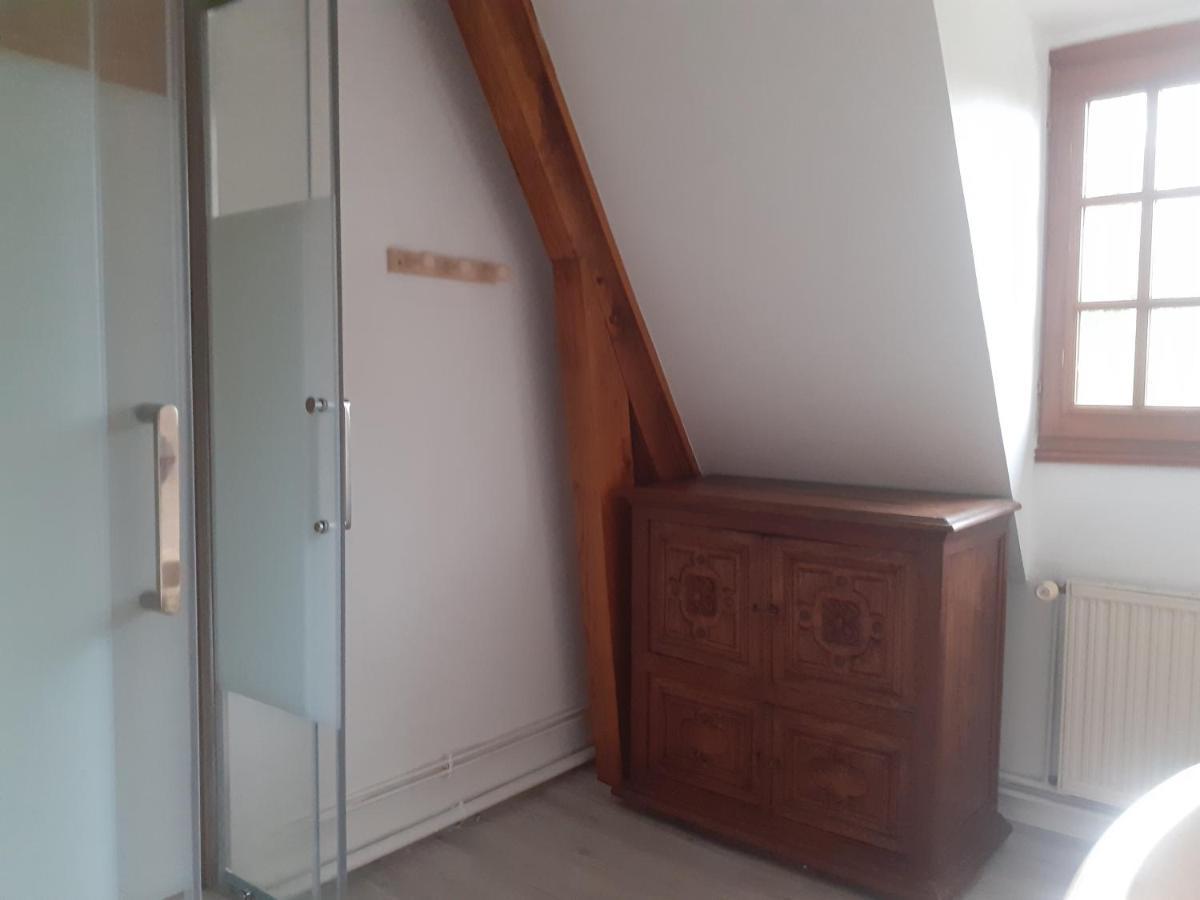 Gite Les Vignettes Bourgeauville Exterior foto